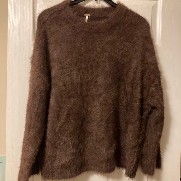 Free People Furry Sweater Color Brown Size Small - Picture 4 of 7